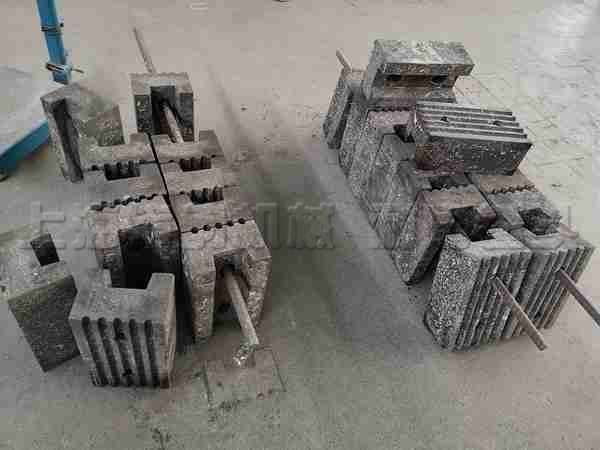 9制砂機錘頭_副本_副本.jpg 9制砂機錘頭_副本_副本.jpg